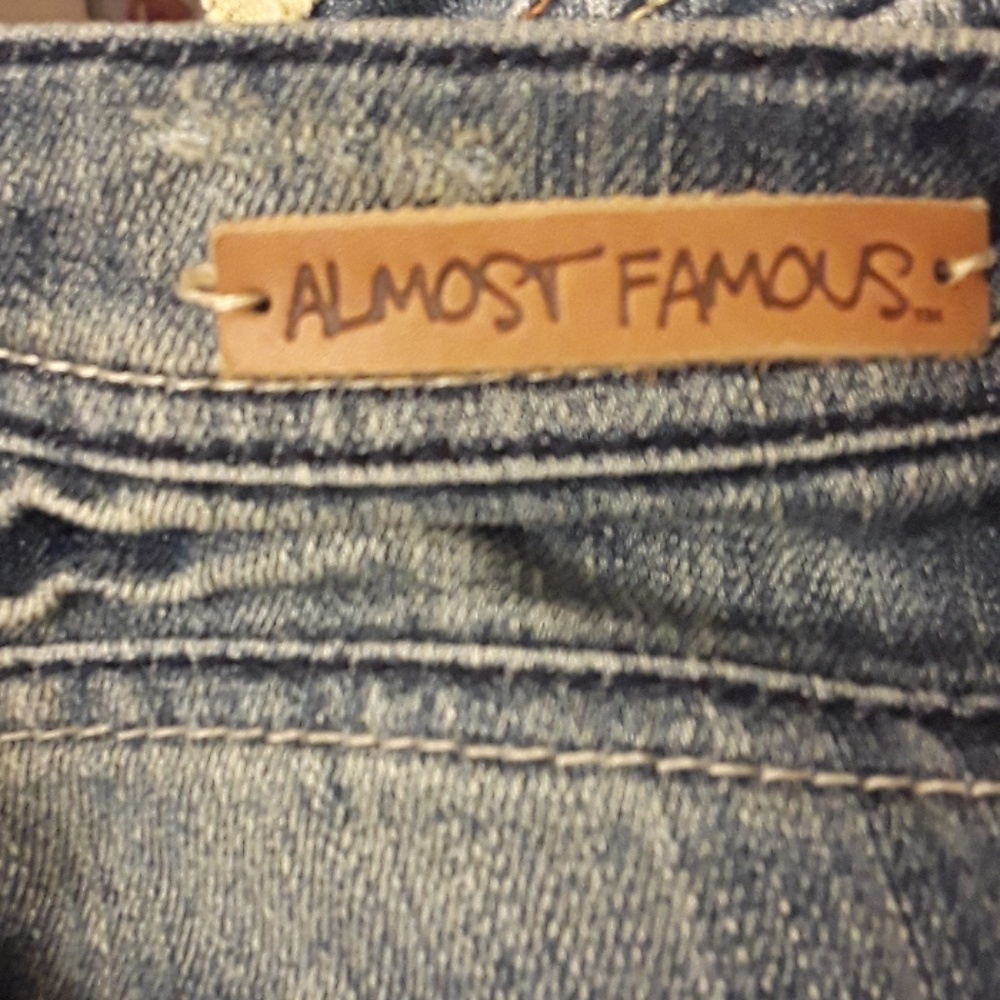 Jeans - Picture 3 of 3